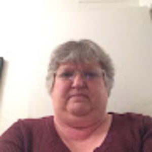 Meet your Posher, Elaine